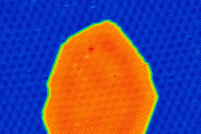 Graphene/Ir(111) intercalated with Pb measured at 1K, 60nm x 60nm