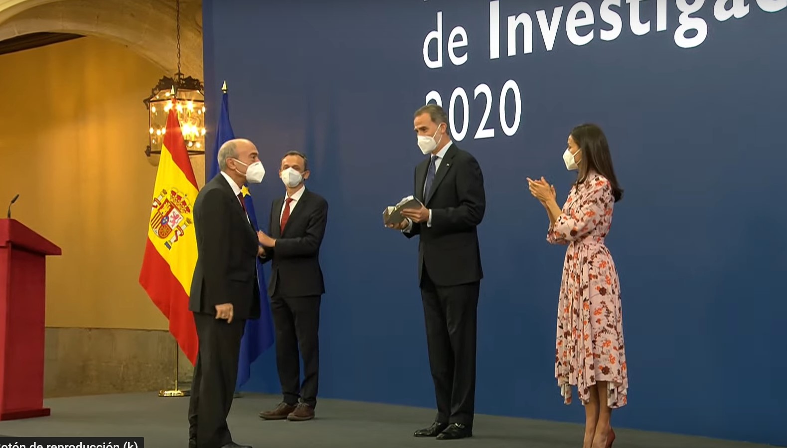 2021 Nazario Martín recibe el Premio Nacional de Investigación