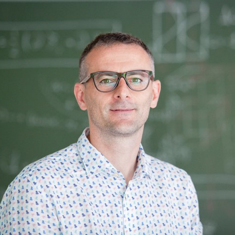 Prof. Luca Salassa, Donostia International Physics Center / Euskal Herriko Unibertsitatea UPV/EHU / Ikerbasque, Basque Foundation for Science